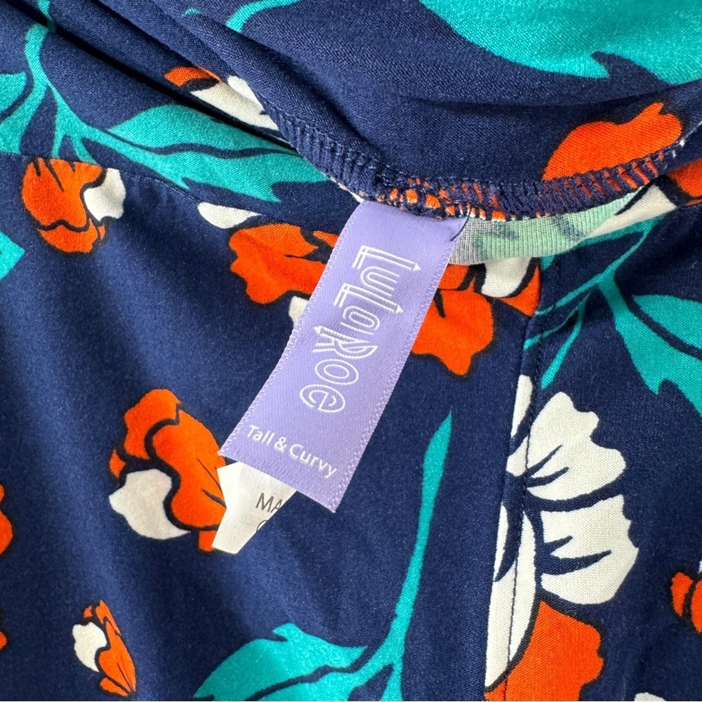 LuLaRoe Tall & Curvy Leggings – Buttery Soft Stretchy Print Leggings - Picture 5 of 5